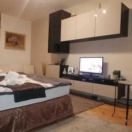 Heni Apartamento *